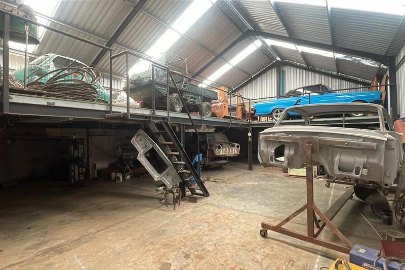 8 Bedroom Property for Sale in Grootbrakhoogte Western Cape